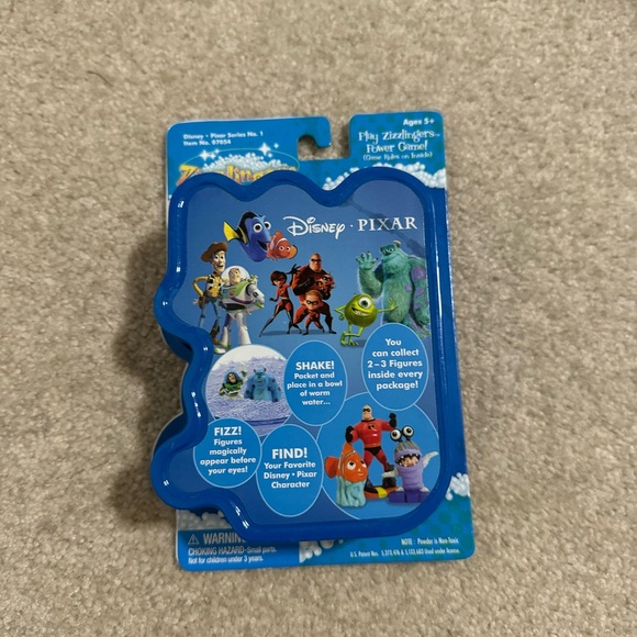 Disney Pixar Zizzlingers Collectable Game Pieces Series No 1 Unopen Box - Picture 1 of 4